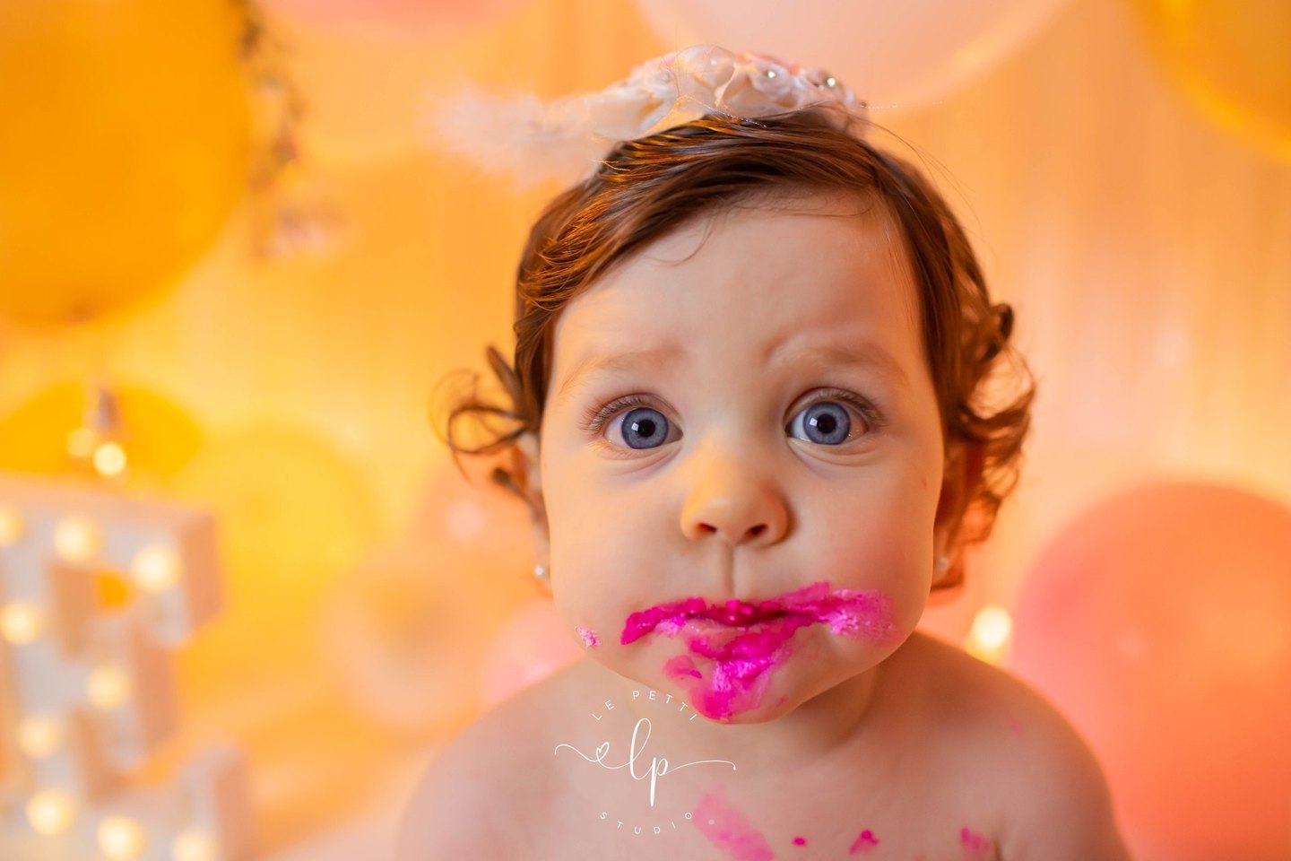 Smash The Cake - Alice Smash The Cake - Alice